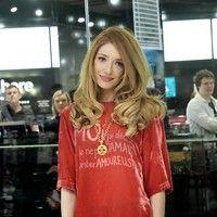 Nicola Roberts signs copies of her debut album 'Cinderella's Eyes' | Picture 88009